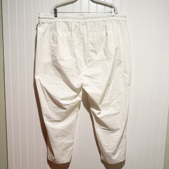Torrid White Pull On Cotton Pants Straight Leg Crop Plus Size 3X - Picture 6 of 7